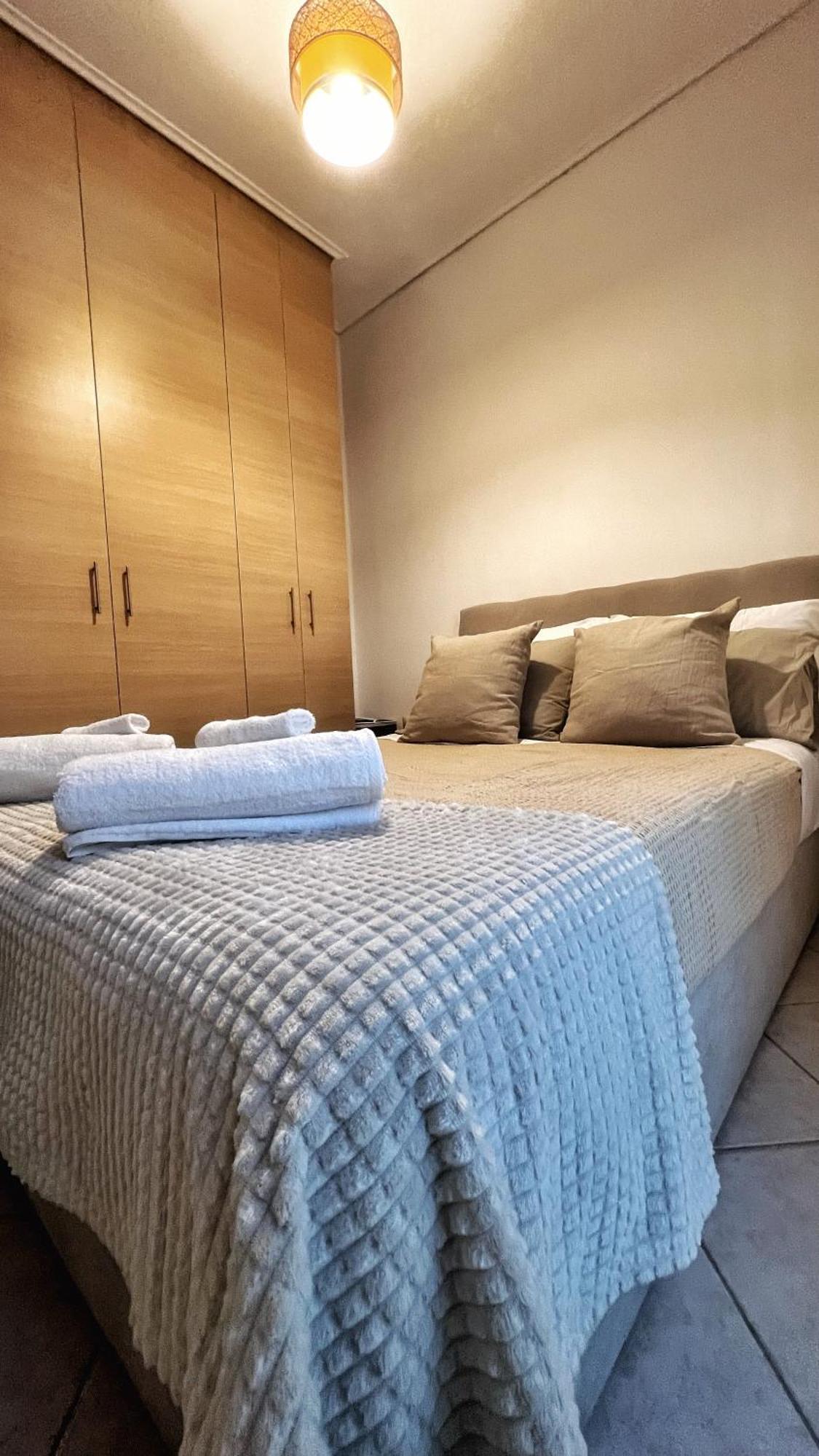 H&H Cozy Retreat Apartment Piraeus Luaran gambar