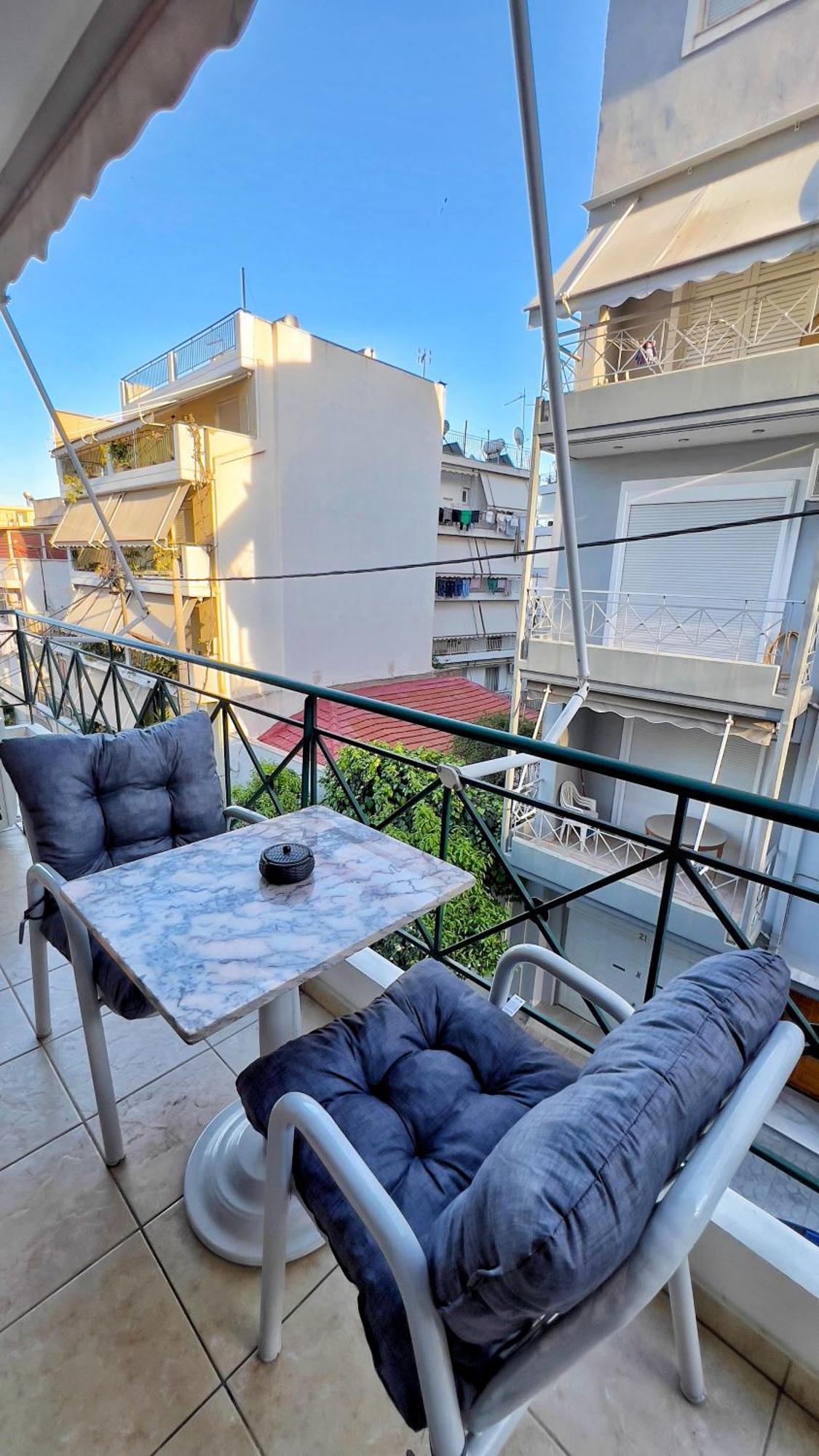 H&H Cozy Retreat Apartment Piraeus Luaran gambar