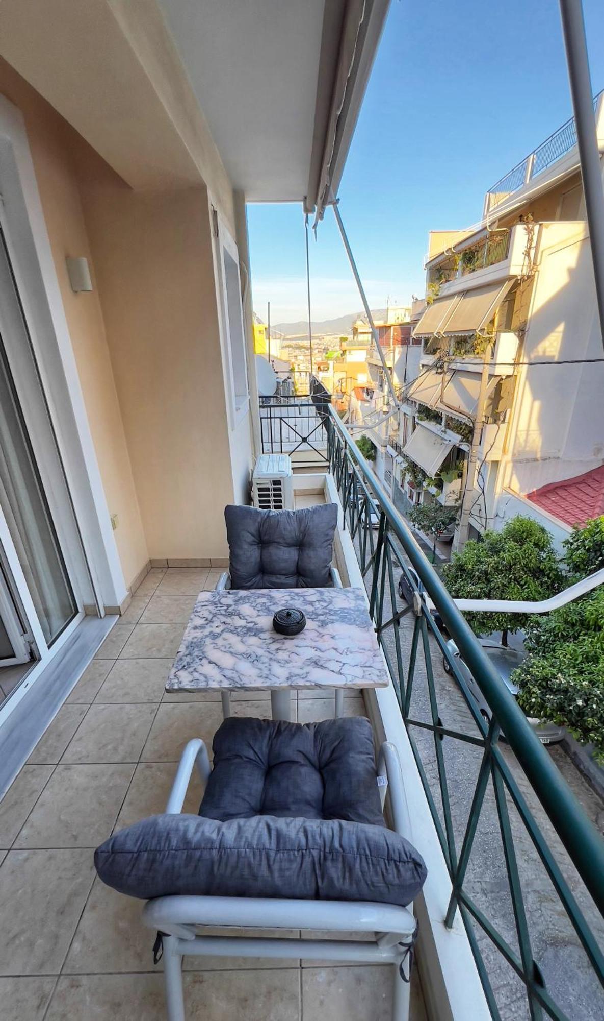 H&H Cozy Retreat Apartment Piraeus Luaran gambar